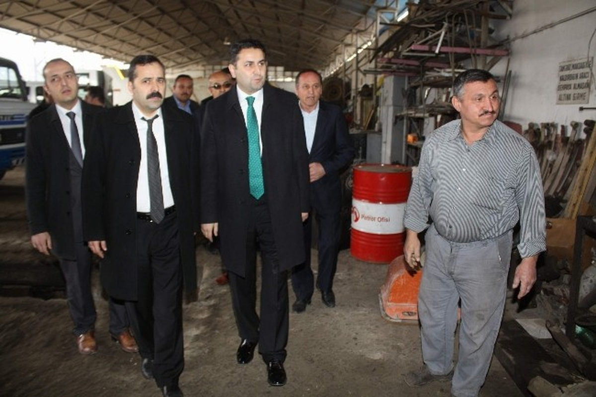 Başkan Eroğlu, Görevine Hızlı Başladı