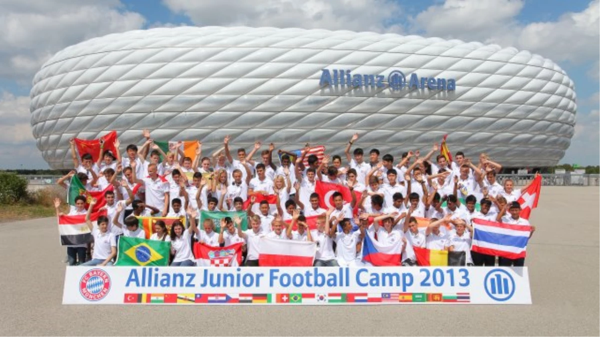 Bayern Münih Tesisleri Allianz Gençler Münih Futbol Kampı İçin Açılıyor