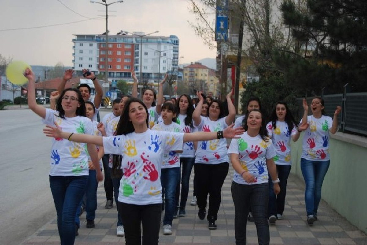 Bozüyük\'te Dünya Otizm Farkındalık Günü Etkinlikleri