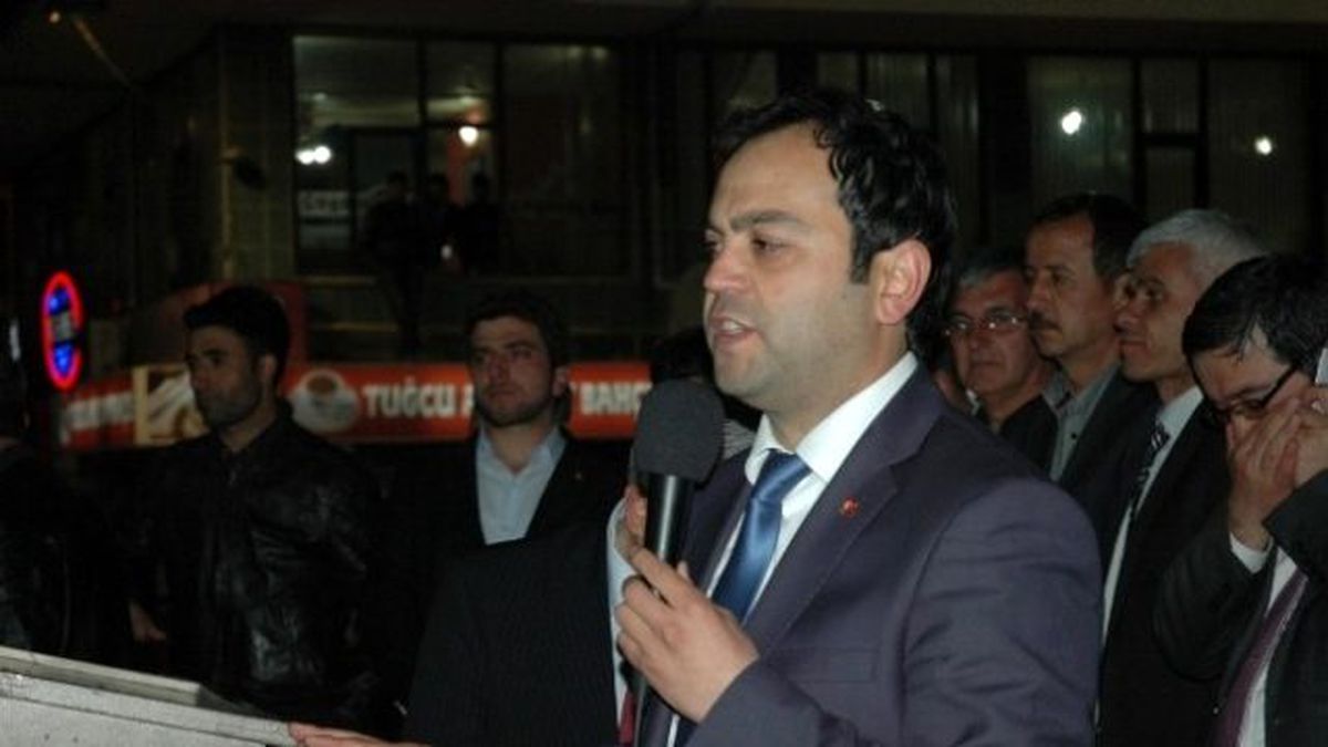 Bucak Belediye Başkanı Mutlu, Mazbatasını Aldı