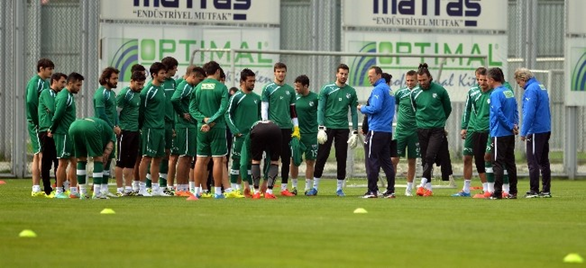 Bursaspor, Sivasspor\'a Bileniyor
