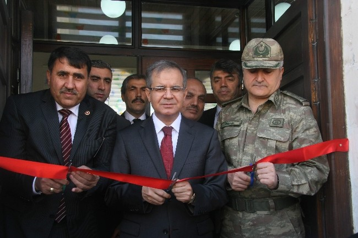 Çocuk ve Gençlik Kütüphanesi Hizmete Sunuldu