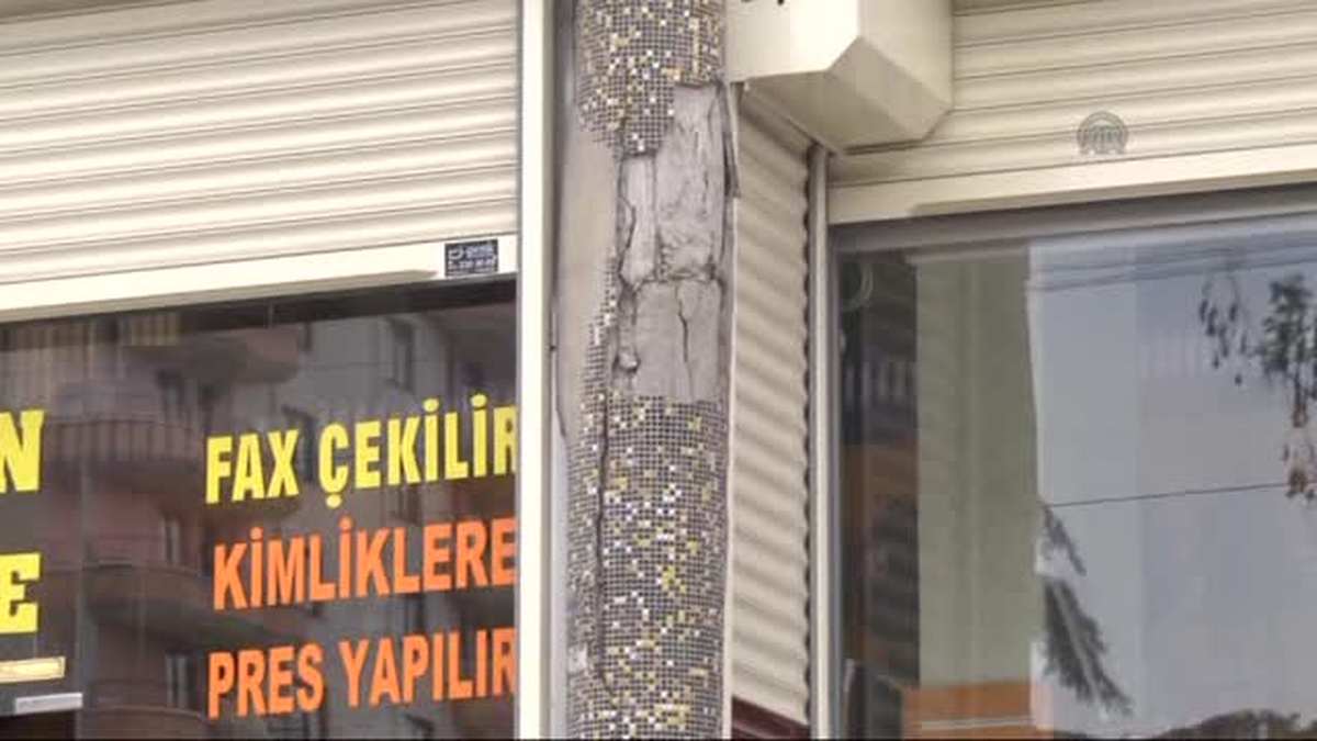 Diyarbakır\'da 7 katlı binada çökme tehlikesi