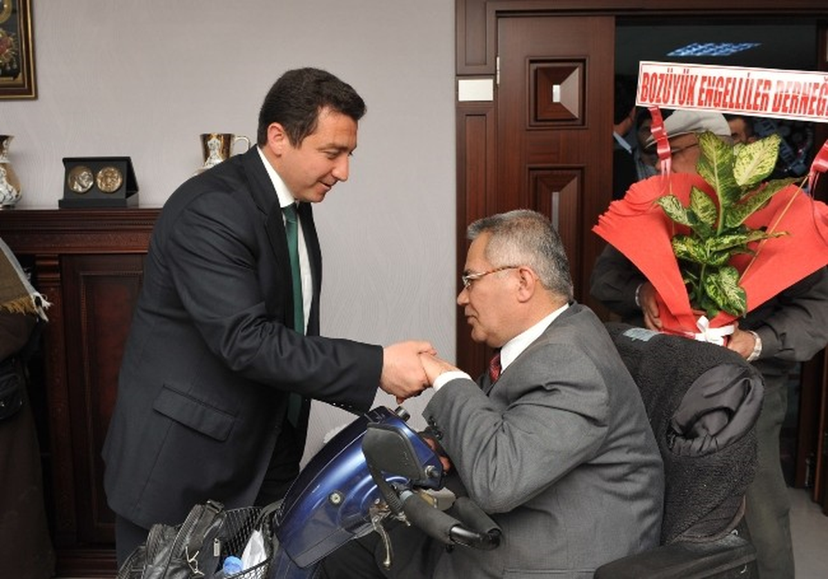 Engellilerden Başkan Bakıcı\'ya "Hayırlı Olsun" ve "Teşekkür Ziyareti"