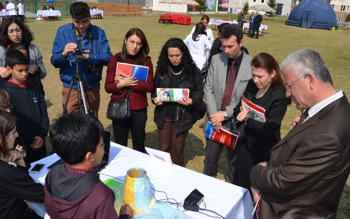 Erciyes Koleji Ev Sahipliğinde Alternatif Deney Düzeneği Oluşturma Yarışması