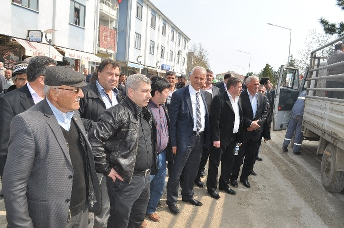 Evrensekiz\'de Başkanlık Devir-Teslim Töreni Yapıldı