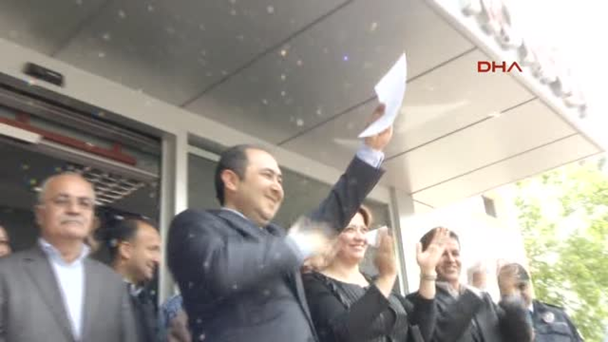 Finike Belediye Başkanı Mazbatasını Aldı