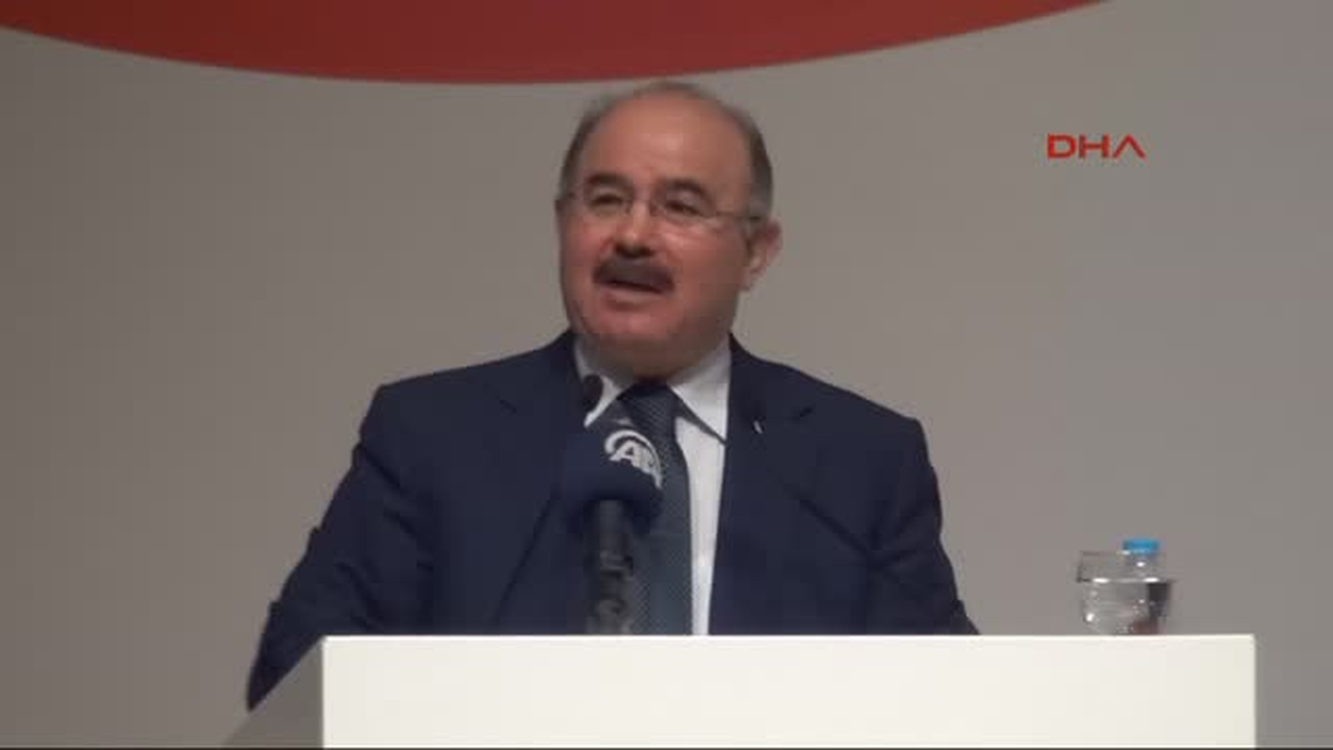 Hüseyin Çelik: Bir Arada Yaşamaya Mecbur Değil Mahkumuz