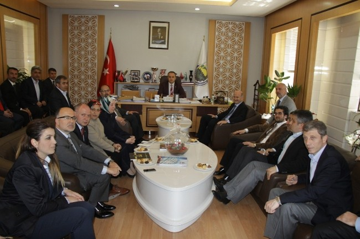 İnegöl Belediye Başkanı Aktaş Mazbatasını Aldı