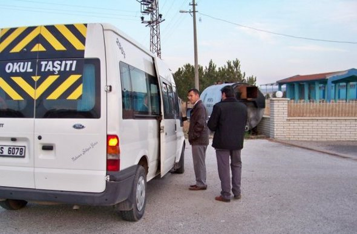 Kurallara Uymayan Okul Servislerine Ceza