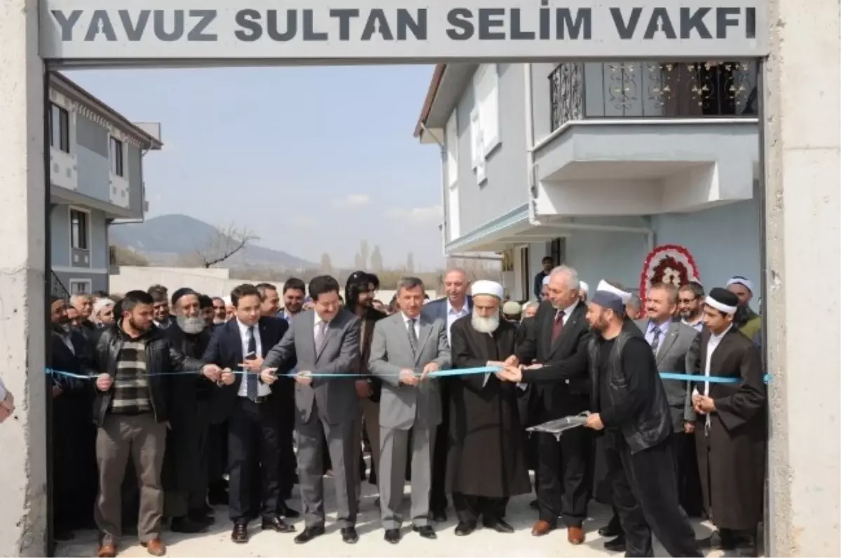 Kütahya'da Yavuz Sultan Selim Vakfı'ndan Hanımlara Kültür Merkezi