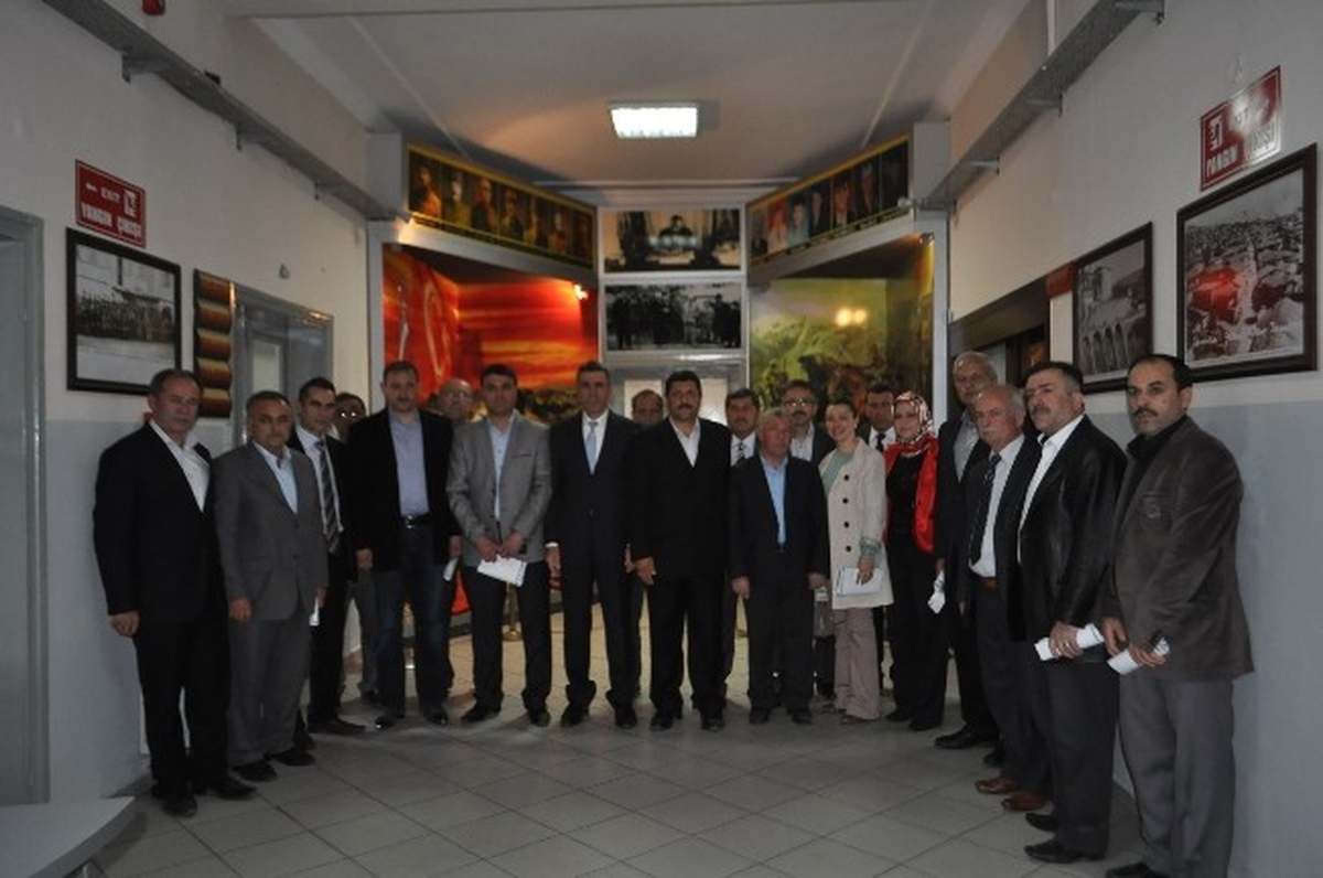 Mazbatasını Alan Selçuk, Kaymakam Sezgin\'i Ziyaret Etti