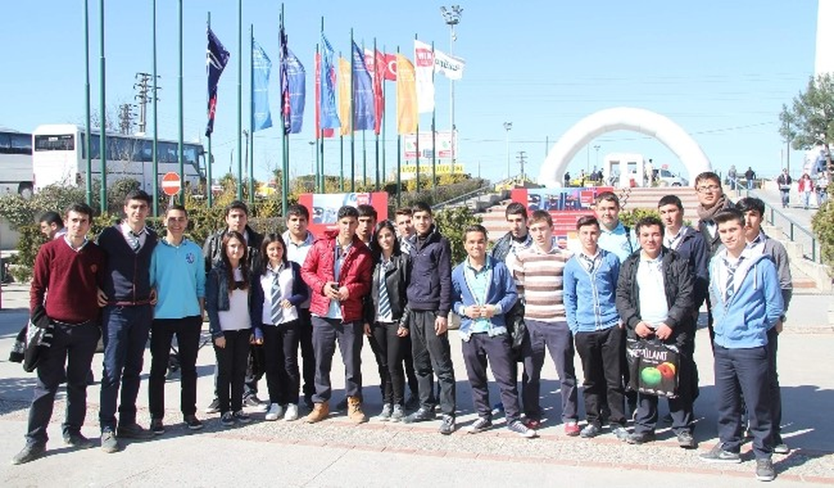 Meslek Lisesi Öğrencilerine 1950 Markada Staj ve İş Fırsatı