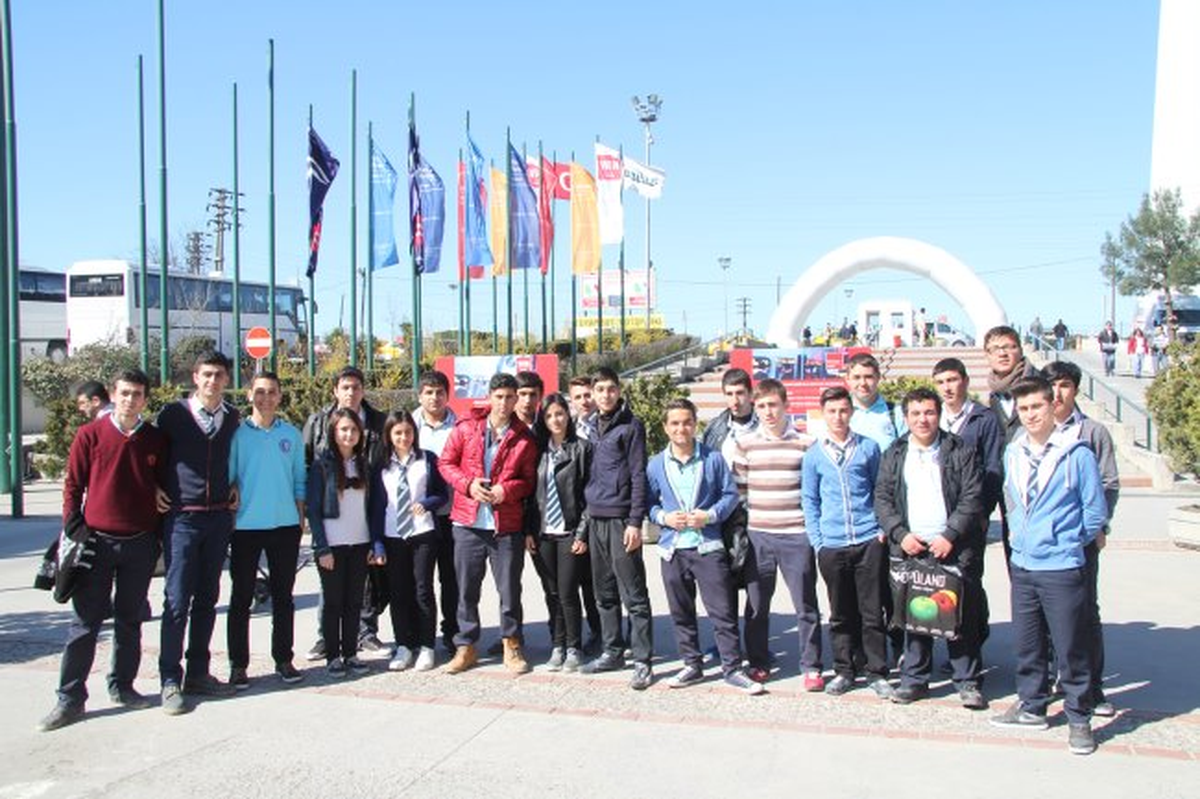 Meslek Lisesi Öğrencilerine "1950 Markada Staj ve İş Fırsatı"