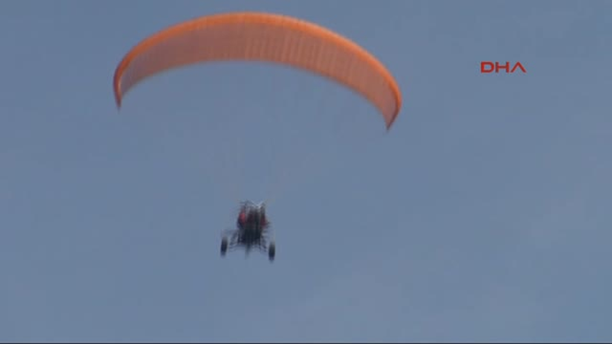 Paramotorla Alanya Kalesi\'ne Çakıldı