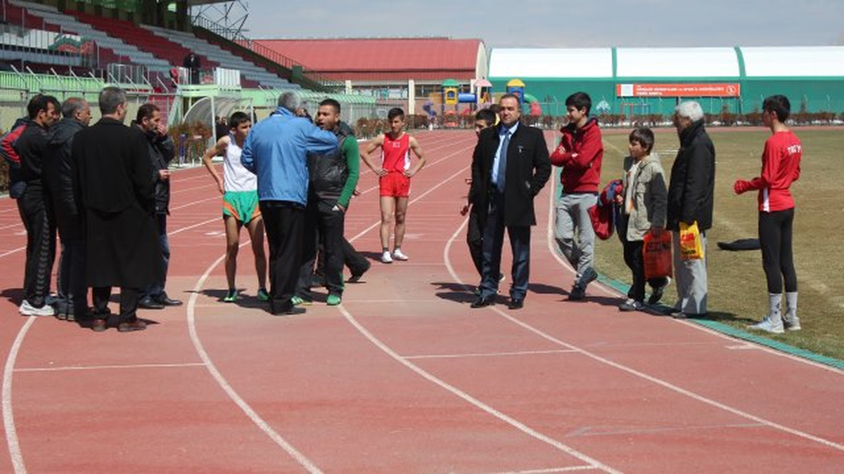 Puanlı Atletizm İl Birinciliği Başladı