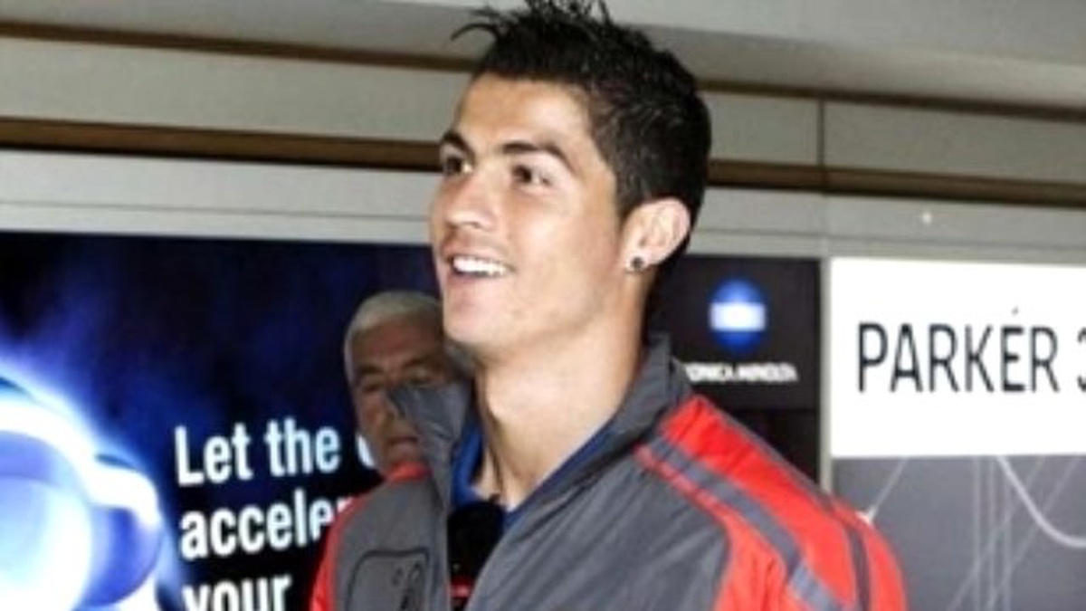 Ronaldo, Messi\'yi Yakaladı