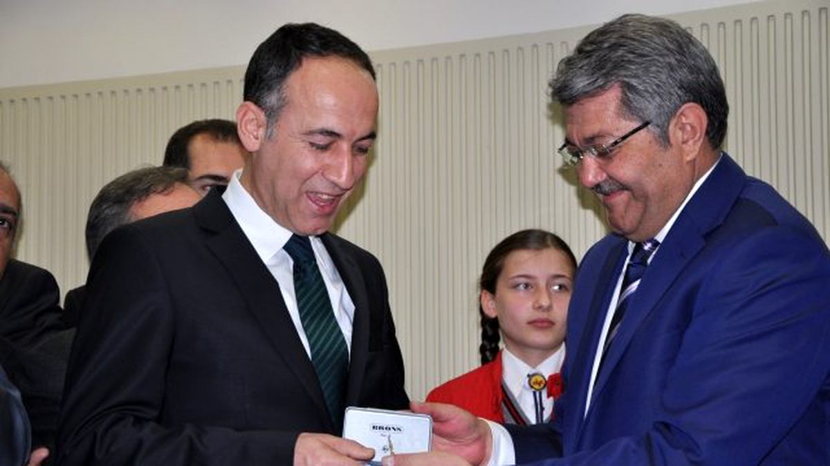 Kırıkkale Belediye Başkanı Saygılı, Mazbatasını Aldı