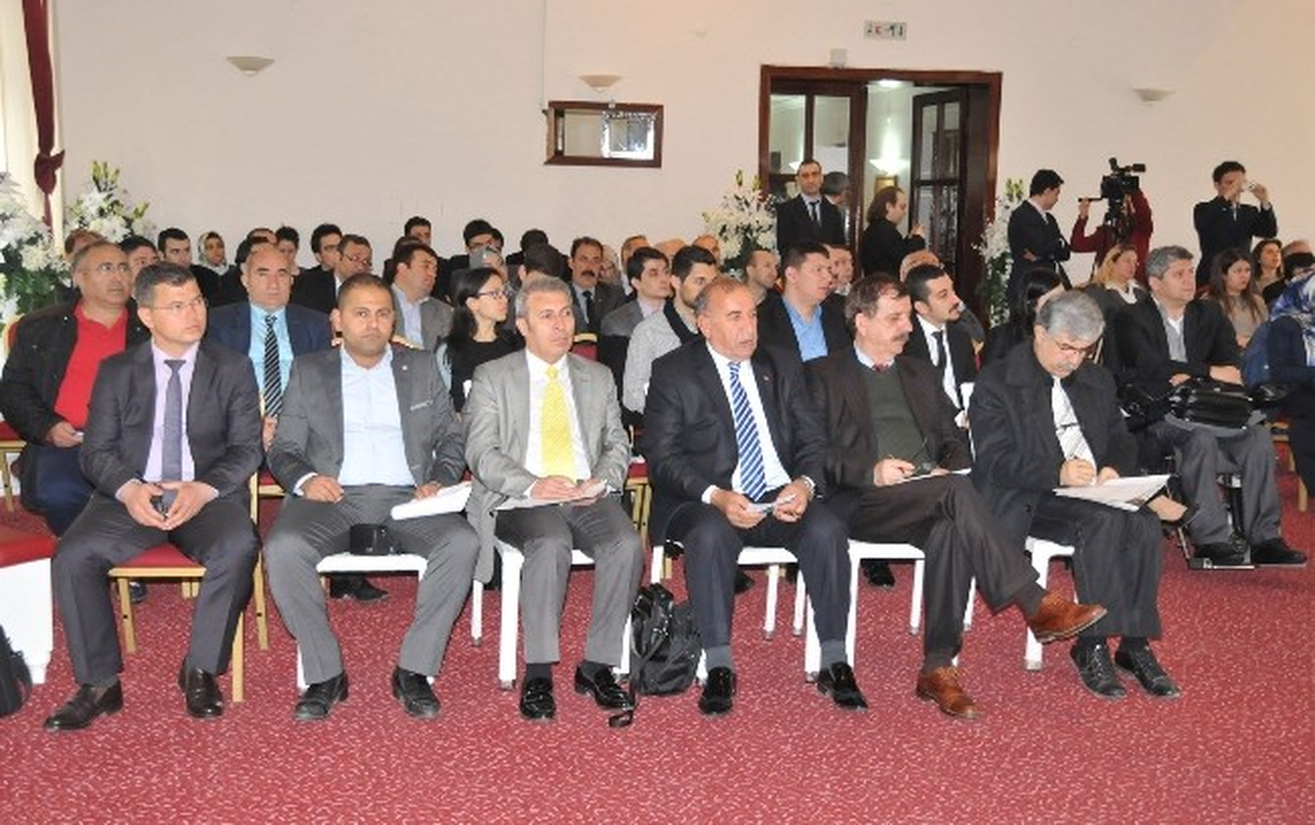 Stk\'lara 20 Milyon TL\'lik Demokrasi Yardım Fonu