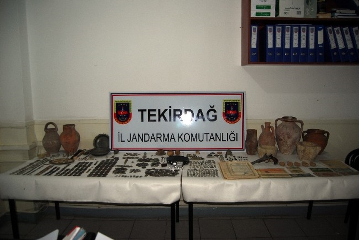 Tarihi Eser Operasyonunda Paha Biçilemeyen 5 Bin Çeşit Eser Yakalandı