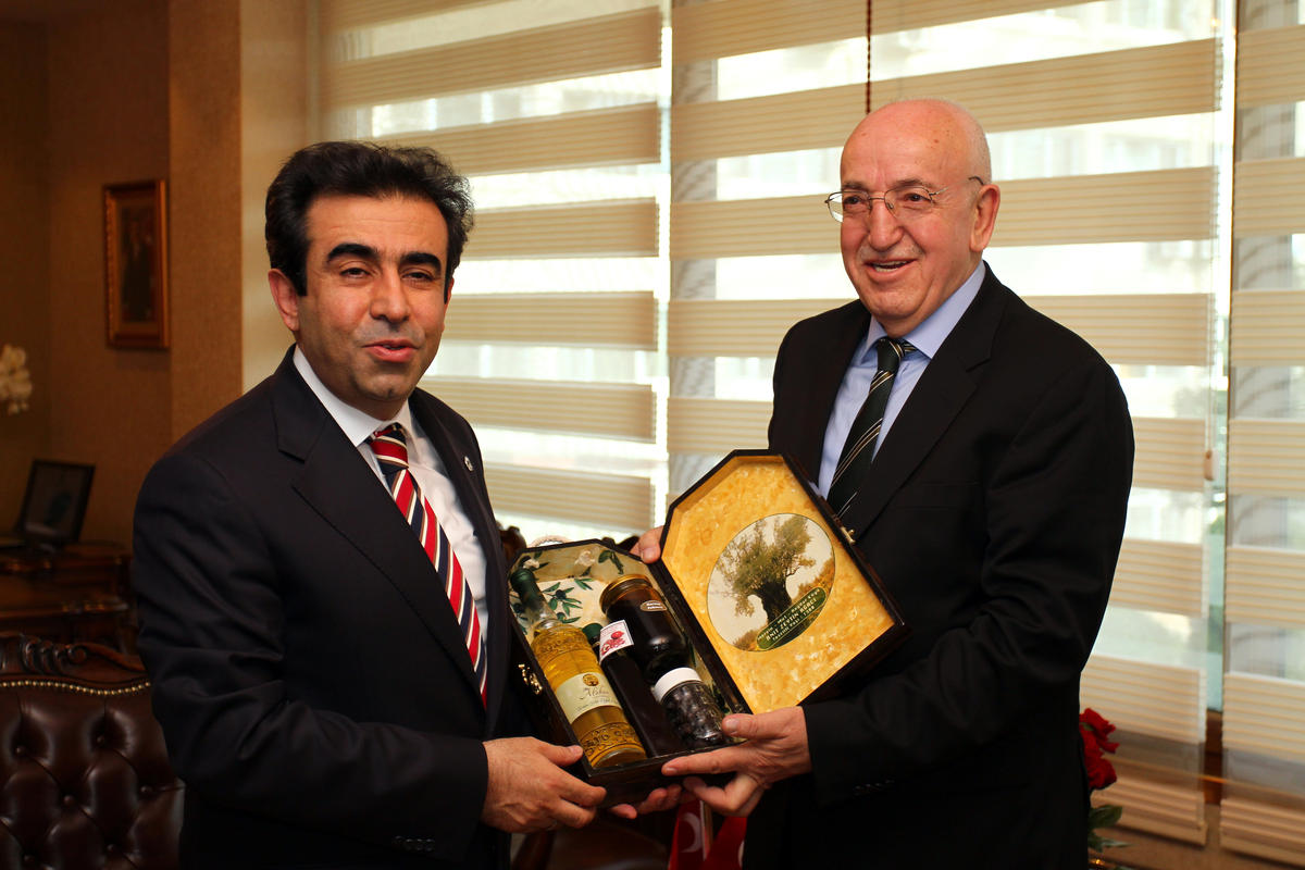 VakıfBank Genel Müdürü Aydoğan Mersin\'de