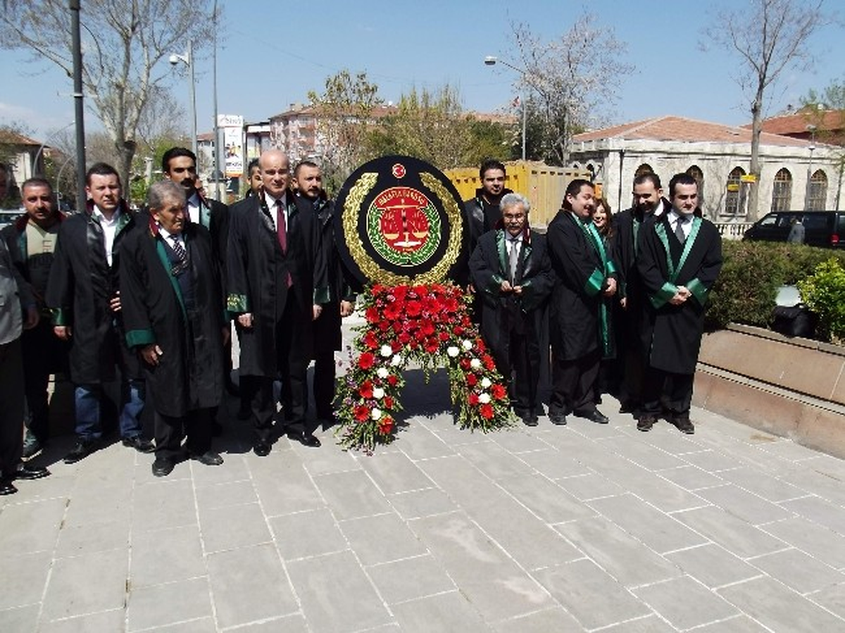 5 Nisan Avukatlar Günü