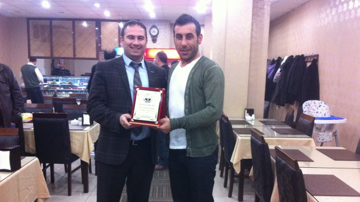 Ağrı Askf\'den Murat Akyüz\'e Veda Plaketi