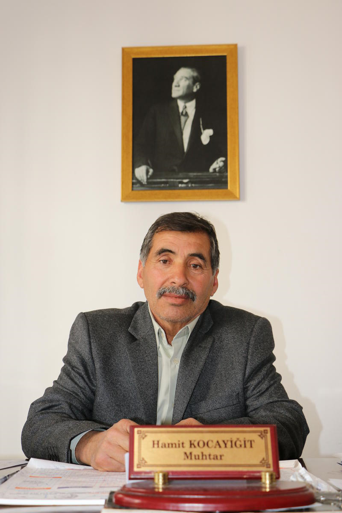Darbeyle Geldi, Seçimi Emekli Asker Rakibine Karşı Kazandı