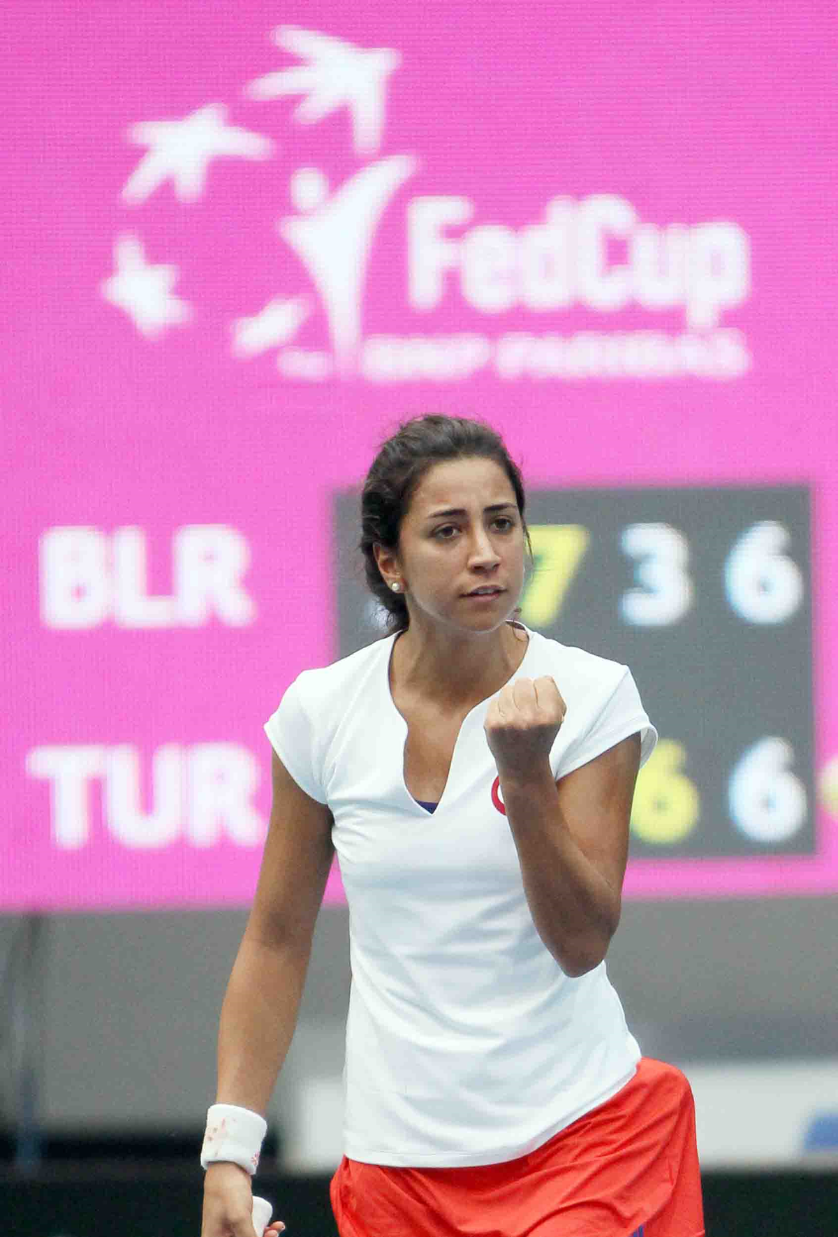 Çağla Büyükakçay, İngiltere\'de Finale Yükseldi