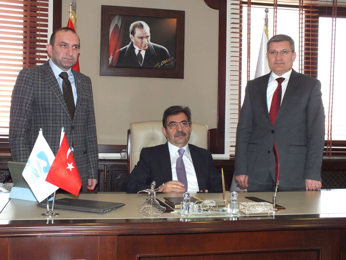 Çevre ve Şehircilik Bakanı Güllüce, İstanbul\'da