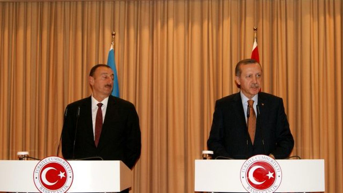 Başbakan Erdoğan, Aliyev ile Heyetler Arası Görüşme Yaptı