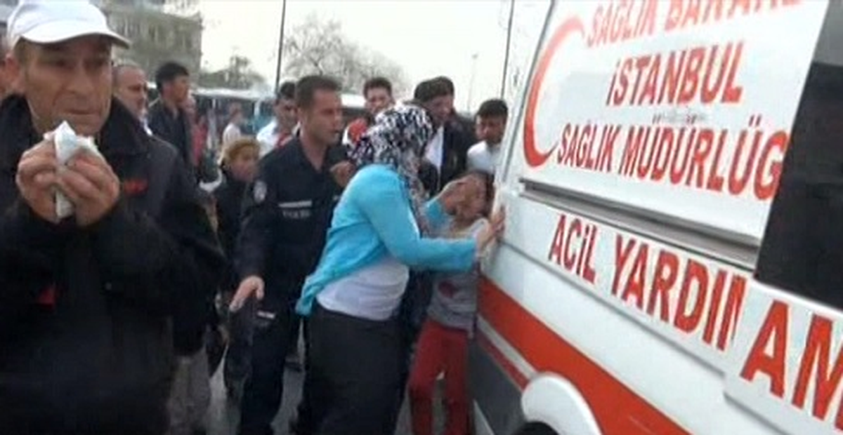 Deniz Motoruna Binen Anne Bebeğini Denize Düşürdü