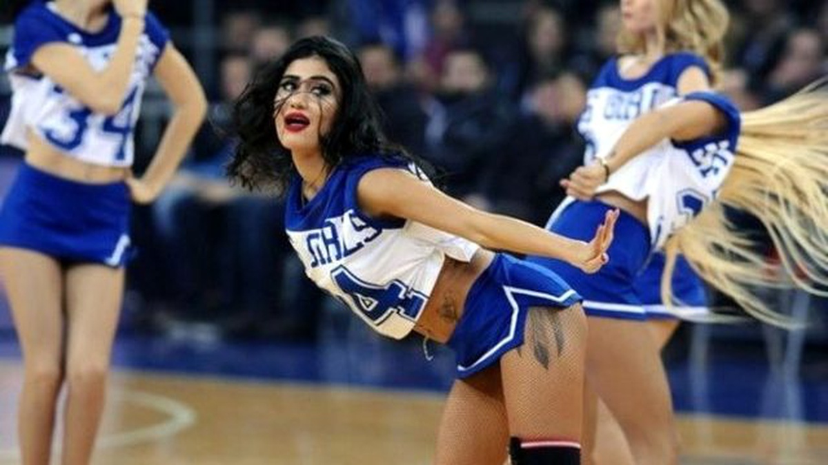 Efes Kızı Fanatik Fenerbahçeli Çıktı