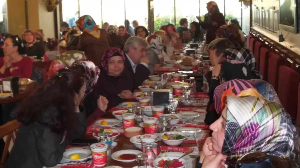 Kaflı'dan Ak Kadınlara Teşekkür