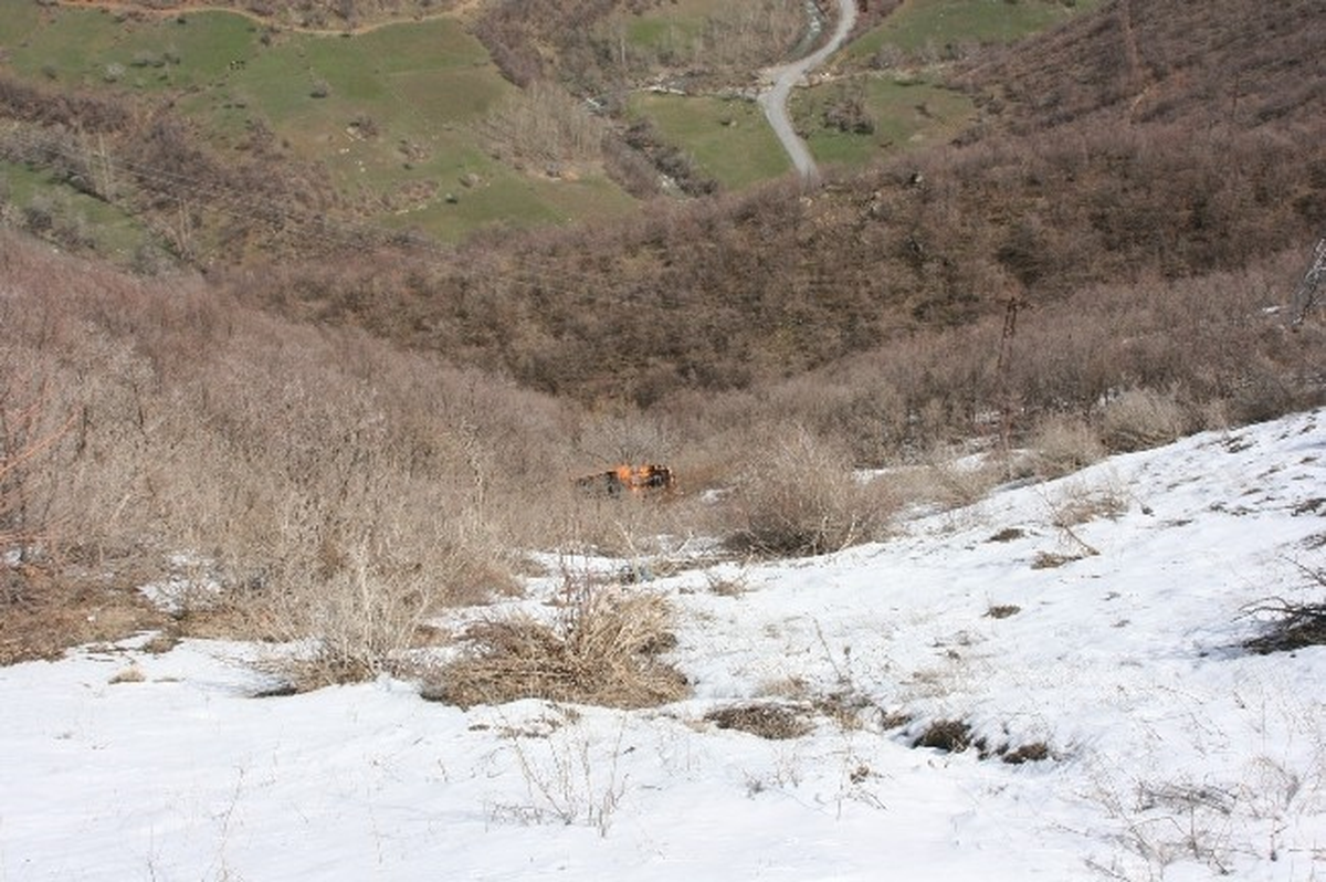 Kaza Yapan Aracın Enkazı Çıkartılamıyor
