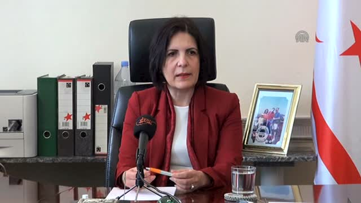 KKTC Meclis Başkanı Siber Londra\'da