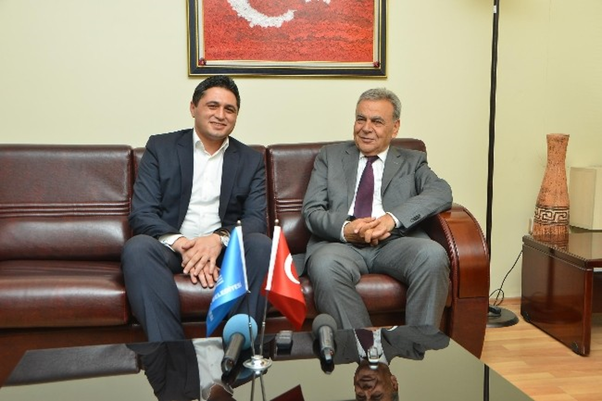 Kocaoğlu\'ndan İlk Tebrik MHP\'li Başkana