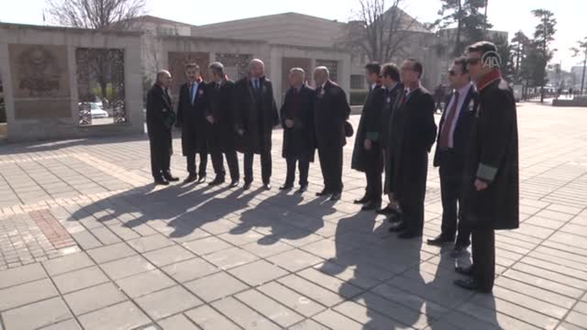 Konaç: "Vatan hainliğine eşdeğer dinlemelerden hesap sorulmalıdır" -