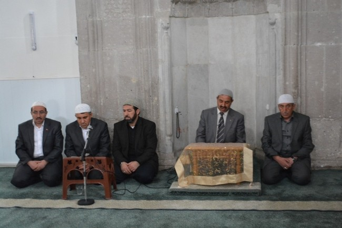 Niğde\'de Şehit Polisler İçin Mevlid-İ Şerif Okutuldu