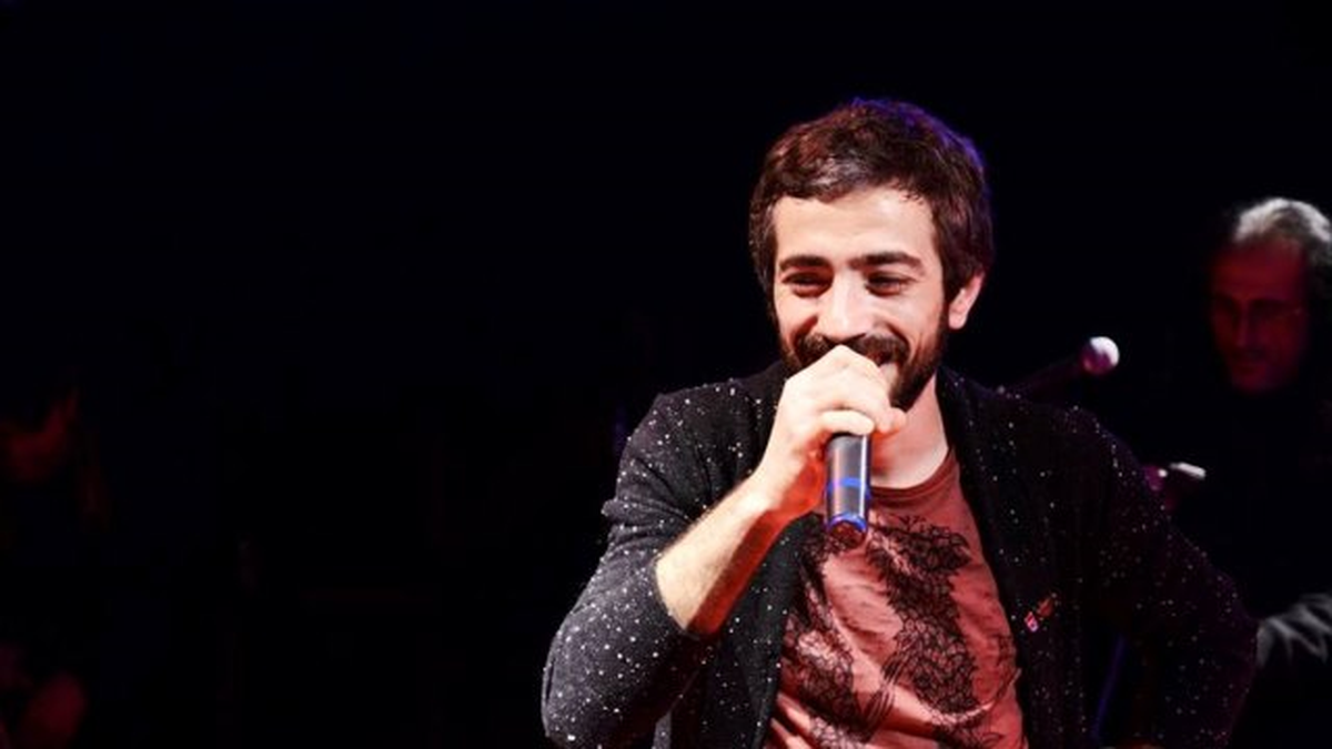 Resul Dindar Konserden Konsere Koşuyor