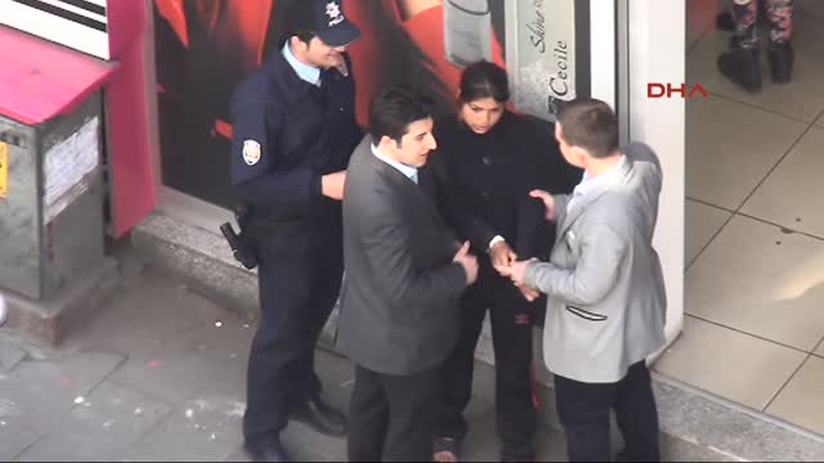 Ruj Çalmaya Kalkarken Yakalandı, Polise Zor Anlar Yaşattı