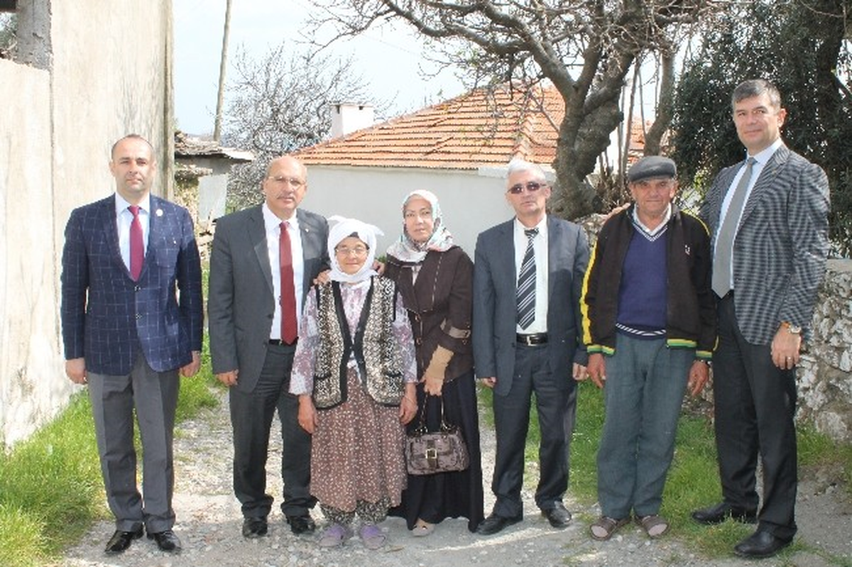 Şehit Ailelerine Ziyaret