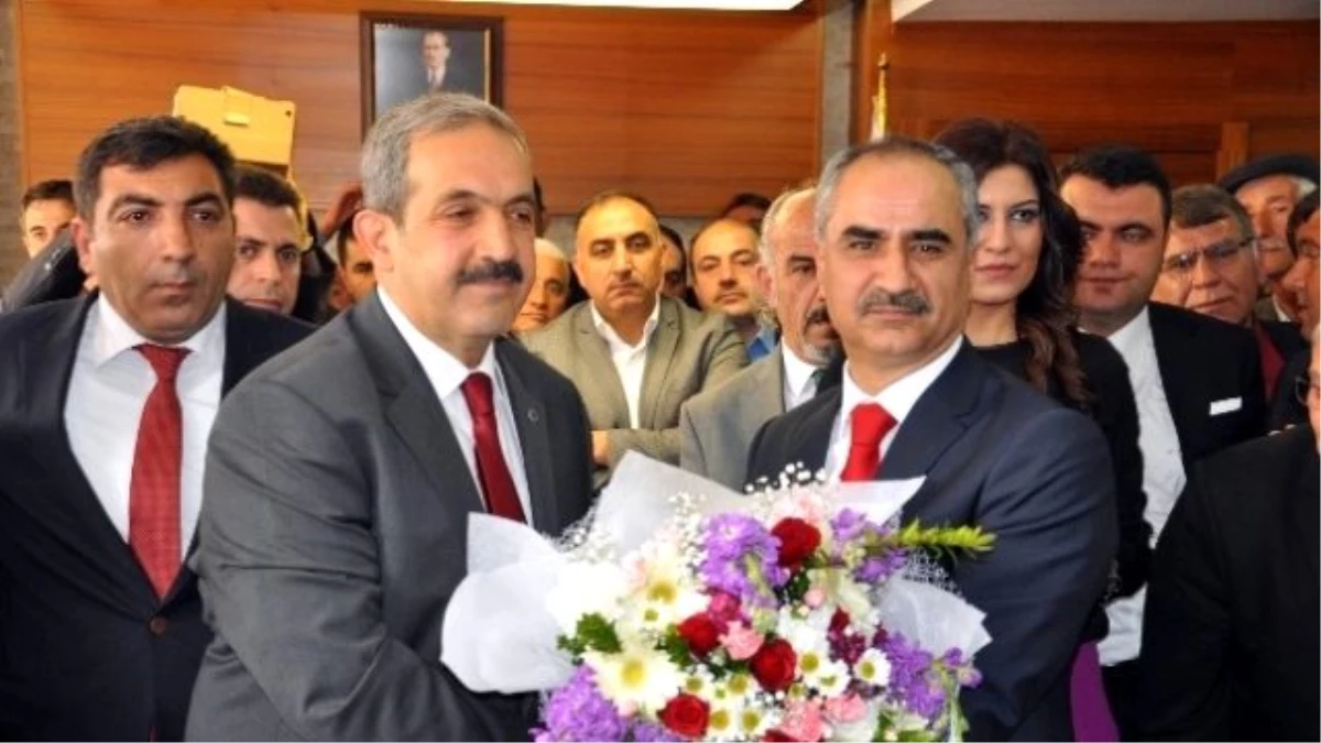 Sivas Belediye Başkanı Aydın, Görevine Başladı