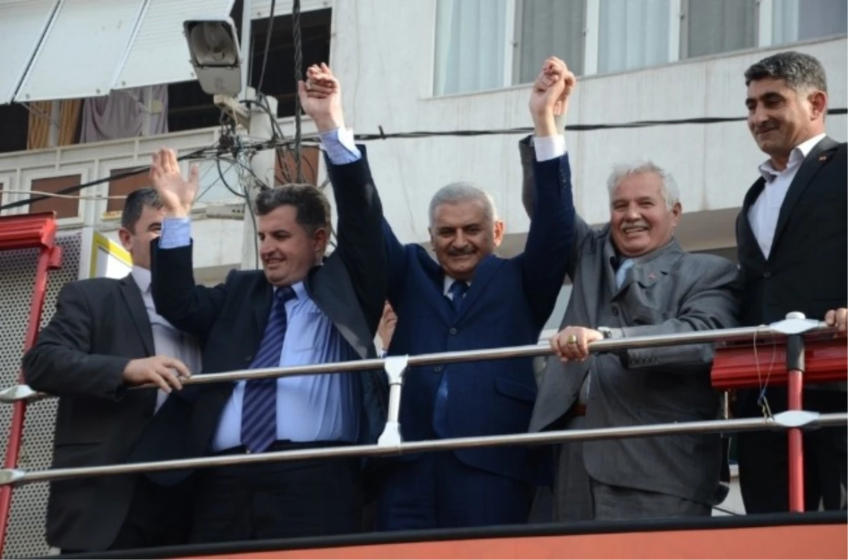 AK Parti İzmir Milletvekili Binali Yıldırım