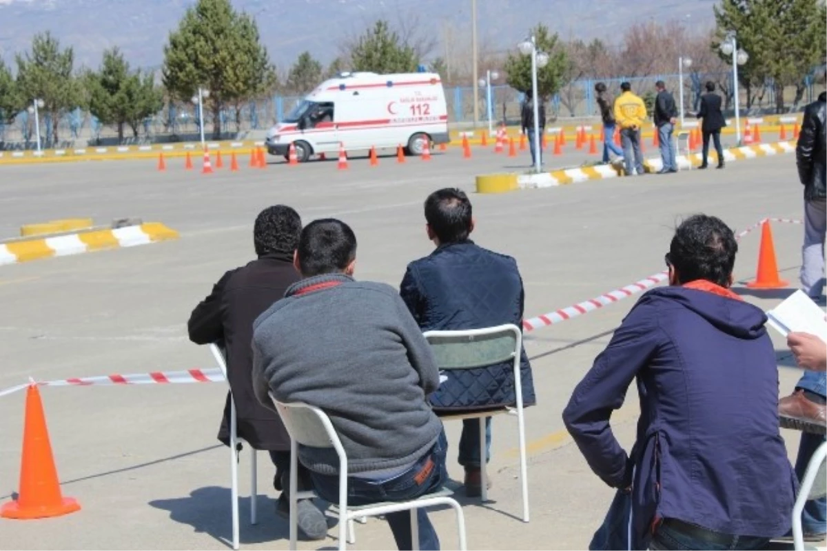 Erzincan\'da Sürüş Teknikleri Eğitimi Verildi