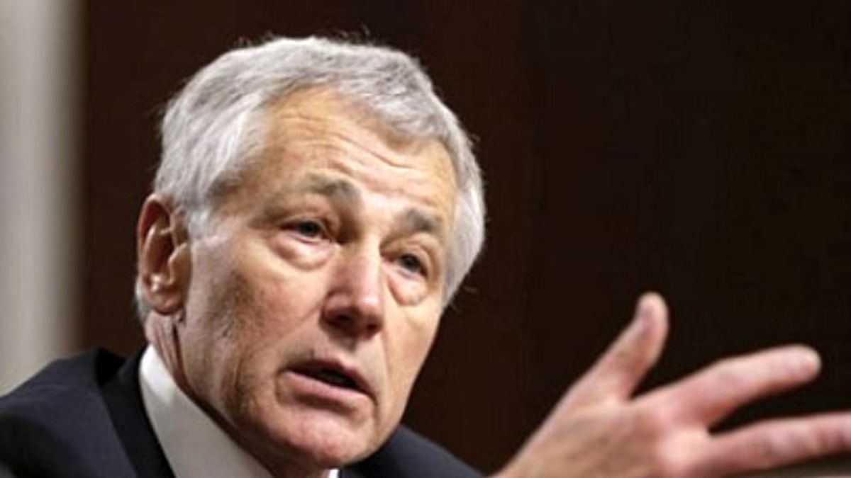 ABD Savunma Bakanı Hagel Japonya\'da