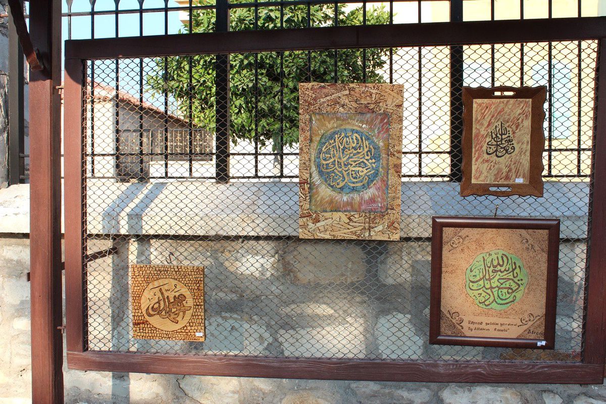 Ahşap Yakma ve Dağlama Resim Sergisi Açıldı