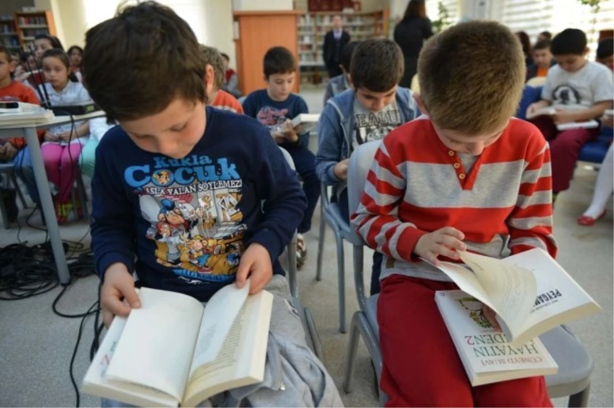 Büyükşehir, Kütüphane Haftası\'nı Çocuklarla Kutladı
