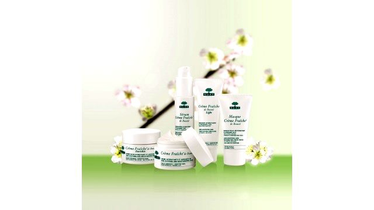 Dayanılmaz Çekiciliğin Sırrı Crème Fraîche de Beauté Serisinde