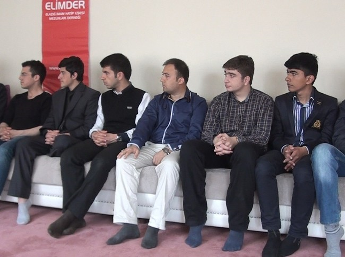 Elazığ İHL Mezunları Derneği Sohbet Toplantılarına Başladı